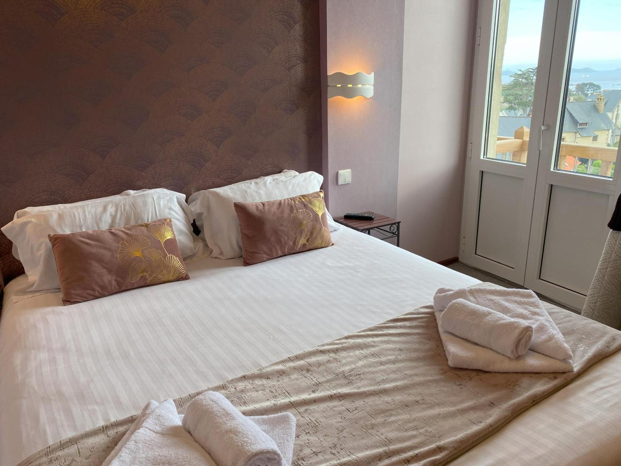 Trégastel Park Hotel Bellevue מראה חיצוני תמונה